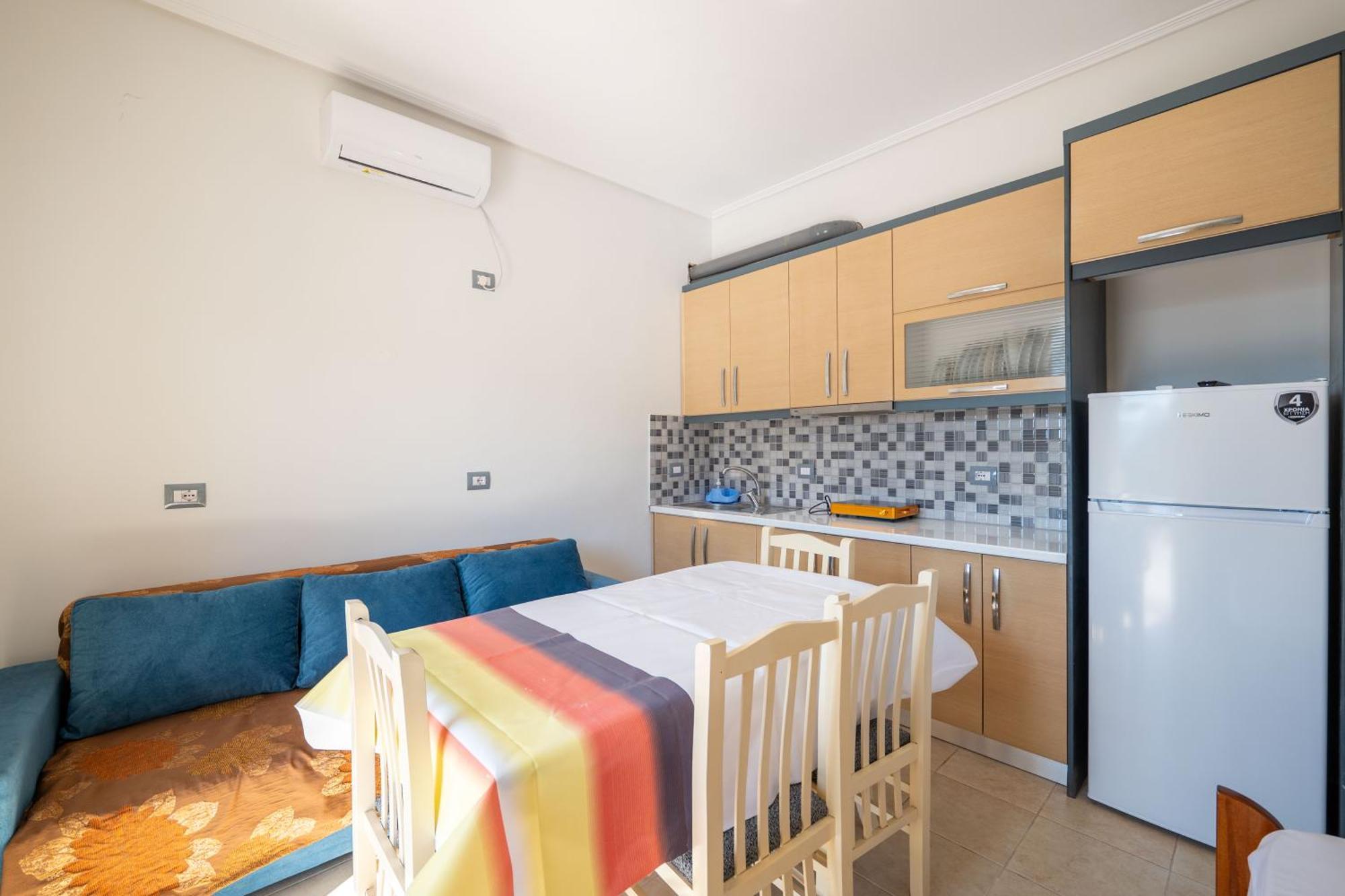 Vila Celi Sarandë エクステリア 写真