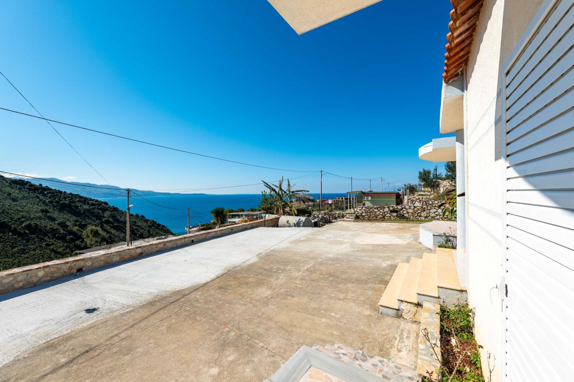 Vila Celi Sarandë エクステリア 写真
